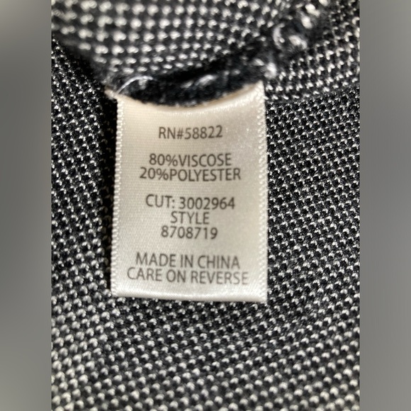 MaxStudio Viscose/Polyester Black Skirt, size M/L - Picture 5 of 5